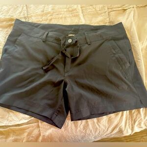 Size XL Magellan shorts